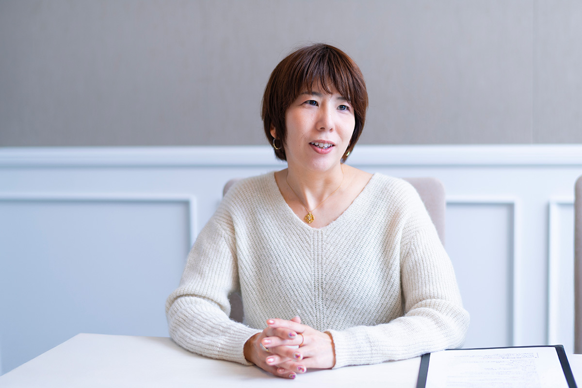 写真：曽束由氏