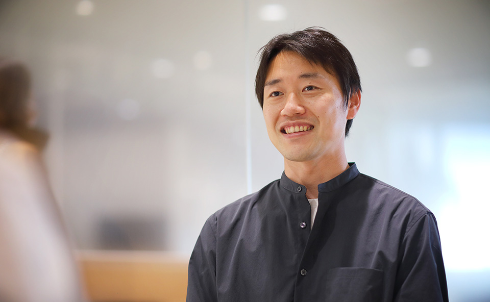 写真：中村俊介